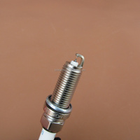 Bougie d'allumage 5A2 H-onda 2.4 Moteur OEM: 12290-5A2-A00 Numéro DILKAR7G11GS H-ONDA C-RV A-CCORD