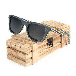 Lunettes de soleil pour hommes de haute qualité en bois recyclé de haute qualité, <span class=keywords><strong>meilleur</strong></span> prix d'usine avec logo personnalisé, produit à la vente - Product Image 2