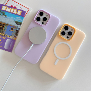 Coque de téléphone portable couleur unie couleur bonbon magnétique deux-en-un Anti-chute Silicone couverture souple pour IPhone13 ProMax16 15 <span class=keywords><strong>14Plus</strong></span> - Product Image 2