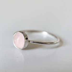 92.5 Sterling Silver With Gold Polished Natural Pink Rose Quartz Round Shape Gemstone Handmade <b>Finger</b> Band <b>Ring</b> - Product Image 2
