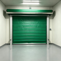 Puerta Enrollable de PVC con Aislamiento Térmico para Cadena de Frío, Apertura Rápida de Alta Velocidad 0.8-1.2m/s, Uso Comercial