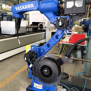 Robot de Soldadura Articulado Yaskawa con Servoeléctrico de 360 Grados para Uso Industrial Pesado - Product Image 1