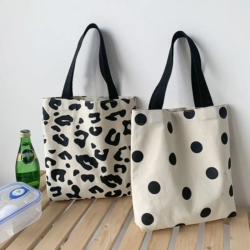 Yimyik bolsa de mão de bolinhas, bolsa para compras de lona simples e fresca em preto e branco, bolsa de mão com bolinhas para estudantes