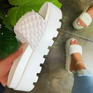 2024 yaz kadın burnu açık düz rahat dokuma örme terlik ayakkabı kadın Flip flop daireler sandalet terlik slaytlar ayakkabı üzerinde kayma