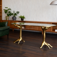 Table basse de style antique de luxe en FRP avec base dorée, table console d'hôtel avec plateau en verre pour salon