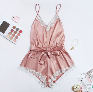 Conjunto de ropa de dormir de seda Sexy para mujer al por mayor, camisetas sin mangas con escote en V profundo, pantalones cortos, encaje seductor, pijamas de encaje firmemente seductor para mujer - Product Image 4