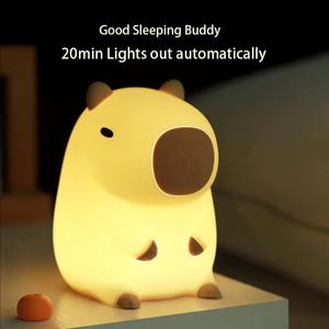 Veilleuse rechargeable en silicone de haute qualité, design dauphin sans ailerons, ornement apaisant pour chambre à coucher, objet décoratif - Product Image 5