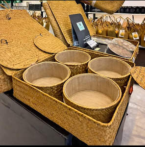 Panier en <span class=keywords><strong>osier</strong></span> et jonc de mer tressé avec couvercle pour l'organisation du Ramadan et du jeûne, idéal comme boîte cadeau pour le mois de jeûne du judaïsme - Product Image 1