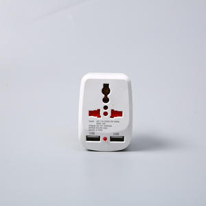 Adaptador de viaje universal E823, enchufe británico, doble toma USB con luz indicadora, cargador rápido, 100-240V, 18W, material ABS - Product Image 4