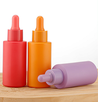 Flacon d'huile essentielle en verre personnalisé couleur macaron, flacon échantillon compte-gouttes à bouchon en silicone à épaule plate, flacons en verre pour produits de soin de la peau