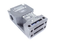 Commutateur Plc 16 St1-as R-2746 pour produit sous garantie