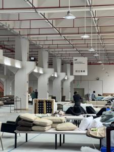 Canapé en <span class=keywords><strong>cuir</strong></span> marron foncé de qualité supérieure avec style contemporain et caractéristiques améliorant le confort sur la vente promotionnelle de liquidation pour villas - Product Image 5