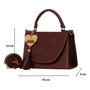 Sac à bandoulière pour femme Fana Refined Lupe Vino, sac à bandoulière en cuir PU vin avec gaufrage floral et breloque en pompon, toutes saisons - Product Image 1