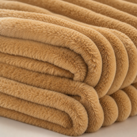 Tissu en polaire corail doux, chaud, épais et moelleux à larges rayures gaufrées pour la décoration intérieure et les vêtements de détente – Vente en gros
