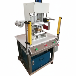 Machine à savon artisanale - Product Image 1