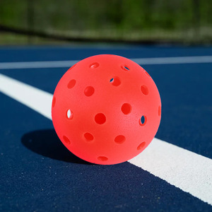 Vente en gros de balles de pickleball moulées prêtes à l'emploi, haute élasticité, vol stable pour la compétition, sports de plein air, pour hôtels - Product Image 6