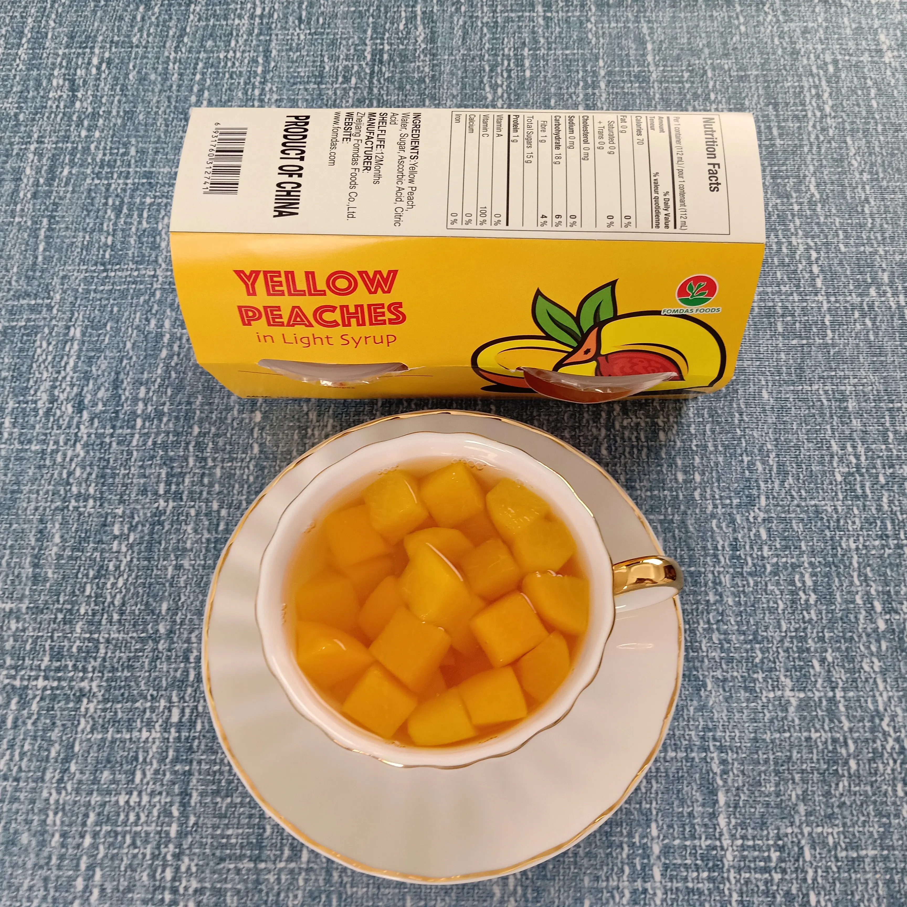 新鮮な柑橘類のフルーツとライトシロップの4オンススナックカップホット販売缶詰イエローピーチ