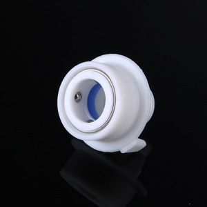 Connecteur de tuyau d'arrivée pour machine à laver, connecteur de tuyau d'eau en PVC fileté de 1/2 pouce, design minimaliste pour tuyaux de plomberie - Product Image 1
