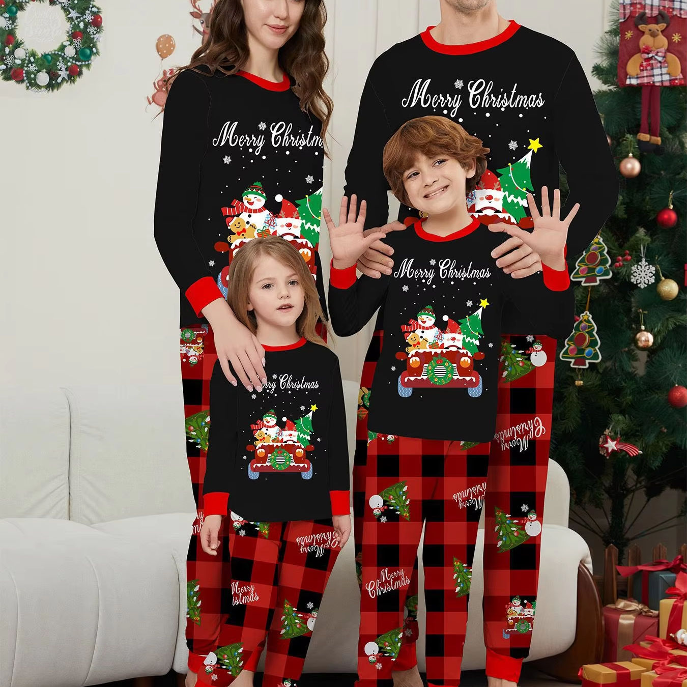 Pijamas familiares navideños para la unidad navideña