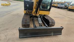 बिल्ली 306.5 छोटे ट्रैक खुदाई के साथ 46.8hp टर्बो डीजल इंजन - Product Image 4