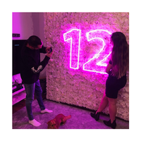 Winbo Dropshipping Led light up numéro petites lettres néon debout géant acrylique néon lettres 3 ft 4 ft