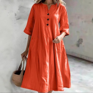 Vestido de Algodón y Lino de Media Longitud para Mujer Estilo Europeo Americano con Cuello en V Manga Media y Bolsillo de Tres Botones Holgado Casual de Verano en Color Sólido - Product Image 3
