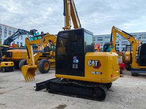 รถขุดขนาดเล็ก CAT 305.5E2 มือสอง 5 ตัน พร้อมห้องโดยสารแบบปิดและใบมีดดันดิน - Product Image 5