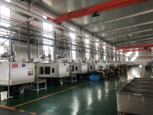 Fabricación <span class=keywords><strong>de</strong></span> <span class=keywords><strong>cancha</strong></span> <span class=keywords><strong>de</strong></span> baloncesto exterior <span class=keywords><strong>de</strong></span> 20x20 pies con líneas pintadas y logotipo personalizado - Product Image 3
