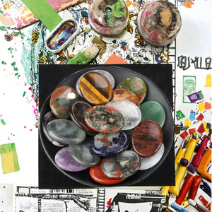 หินอาเกตธรรมชาติ วอร์ริสเตน รูปทรงวงรี ขัดเงา เป็นมิตรกับสิ่งแวดล้อม สำหรับนวดนิ้วหัวแม่มือ แก้เครียด งานศิลปะสะสม - Product Image 3