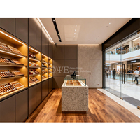 Vitrine de présentation pour humidificateur à cigares sur mesure avec tiroirs en bois de cèdre espagnol pour boutique de tabac