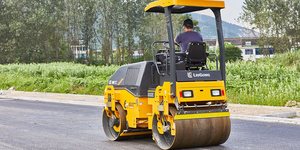 Rouleau compresseur Liugong 3 tonnes 6032E de bonne qualité avec pièces de rechange - Product Image 4