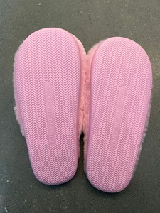 <span class=keywords><strong>Sandales</strong></span> plates d'intérieur décontractées pour femmes, couleur unie, à bout ouvert, style requin, chaussures de maison douces et thermiques, confortables pour la saison hivernale - Product Image 5