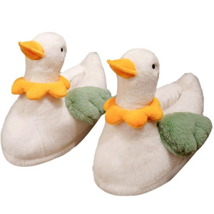 B936 Pantoufles en peluche canard pour femmes, pantoufles en peluche animale moelleuses, pantoufles d'intérieur d'hiver, pantoufles chaudes et moelleuses pour hommes, pantoufles en peluche animale ODM - Product Image 1