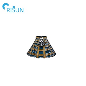 Fabrication personnalisée émail écossais Kilt broche Ecosse jupe Logo épinglette Écossais Tartan Kilt épingle insigne - Product Image 2