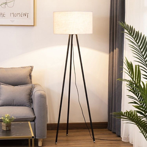 Nhà Máy bán hàng trực tiếp hiện đại linen vải thường vụ đèn <span class=keywords><strong>s</strong></span>àn với Tripod kim loại cơ <span class=keywords><strong>s</strong></span>ở cho khách <span class=keywords><strong>s</strong></span>ạn phòng đọc <span class=keywords><strong>s</strong></span>ách hoặc phòng ngủ trang trí - Product Image 4