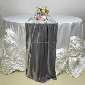 <span class=keywords><strong>Runner</strong></span> da tavolo <span class=keywords><strong>grigio</strong></span> brillante con turbolenza popolare nel corridore da tavolo con sequenza di nozze di Dubai raccolto <span class=keywords><strong>Runner</strong></span> da tavolo damascato - Product Image 1