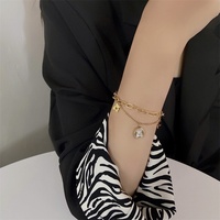 Vente en gros de bracelets chaîne gourmette en acier inoxydable pour femmes, style Hip Hop, motif ours en peluche, multi-couches, plaqué or, bijoux de créateur tendance pour le quotidien