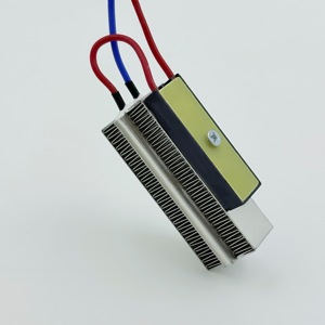Calentador de Aire Cerámico PTC Aislado de 100 VCA y 150 W Personalizado para <span class=keywords><strong>Robot</strong></span> Aspirador, Secador, Calefacción Eléctrica - Product Image 3