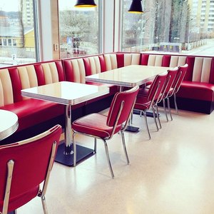 Set di Sedute per Diner Stile Anni '50, Divanetto Angolare a L <span class=keywords><strong>in</strong></span> Pelle PU con Tavolo e <span class=keywords><strong>Sedie</strong></span> per Ristoranti e Hotel - Product Image 3