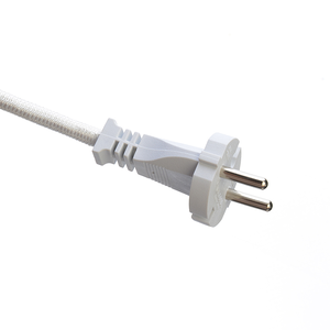 SNI 표준 10A 2 핀 프롱 <span class=keywords><strong>AC</strong></span> 전원 코드 H05vvh2 하이 퀄리티 2x0.75mm2 씨지 남성 스트립 상업적 사용 화이트 구리/PVC 1.8m - Product Image 3