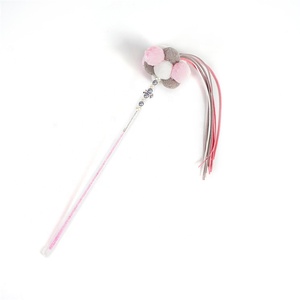 ของเล่นแมวแบบแท่งพร้อมพู่ขนนกและริบบิ้น PVC คุณภาพสูง ลดราคาสุดคุ้ม - Product Image 5