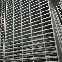 Grille en aluminium et acier au carbone antidérapante, durable, résistante au feu, pour marches d'escalier, atelier, entrepôt, design moderne
