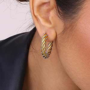 Twisted C Shaped <b>Huggie</b> Earrings Zinc Alloy Gold <b>Silver</b> Beaded Fashion Jewelry For Women - Product Image 3