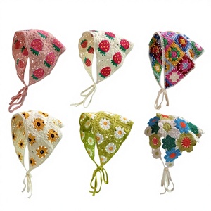 Bandeau en laine tricoté à la main style doux et mignon pour femme, accessoire capillaire, écharpe carrée au crochet, fleur d'été, idéal pour les sorties printemps-automne - Product Image 1