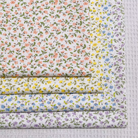 Tissu en mousseline 100% coton biologique imprimé floral respirant double gaze pour chemises, robes, oreillers et vêtements pour bébés et enfants