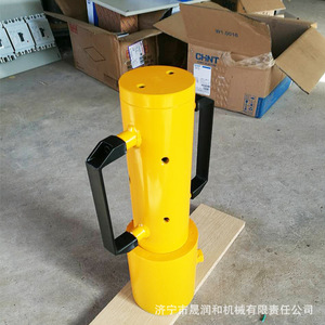 <b>Pile</b> <b>Driver</b> W-1.8/5 Air Compressor With Engine For Flood Control And Foundation Work - Product Image 4