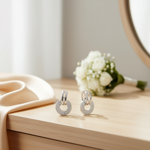 Orecchini a Cerchio in Oro Bianco E2359 con Cristalli e Strass, Gioielli Geometrici alla Moda per Donna - Product Image 2