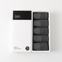 2025 vente en gros personnalisé équipage emballage boîte printemps automne chaussettes 5 paires couleur unie coton affaires décontracté bambou Fiber hommes chaussettes