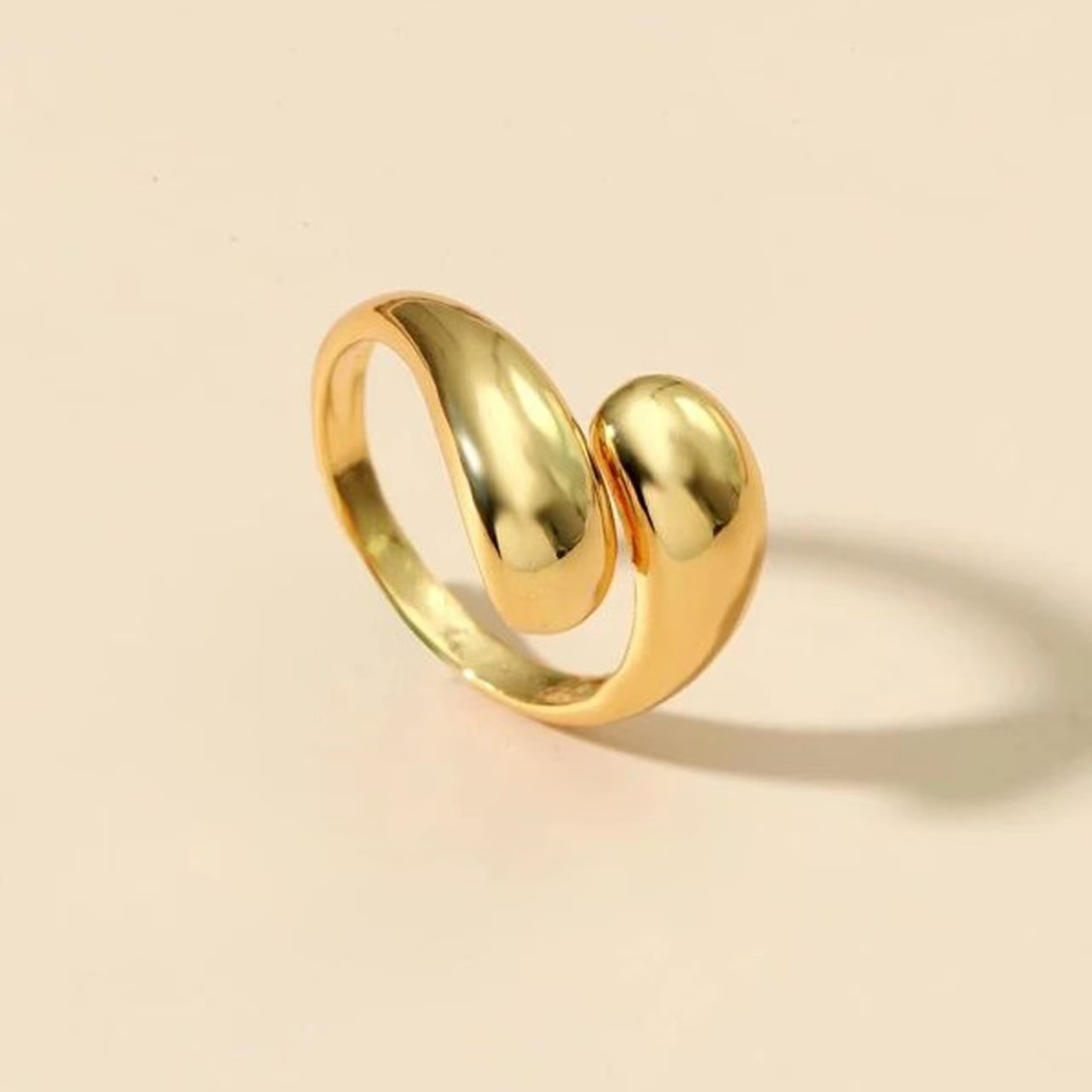 11 Or 14 carats 12321 (bague)