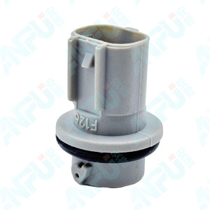 Adaptador de Soporte para Lámpara de Matrícula Mitsubishi Lancer Ex WzL 206, Piezas Automotrices de Plástico, Montaje en Carrocería - Product Image 4